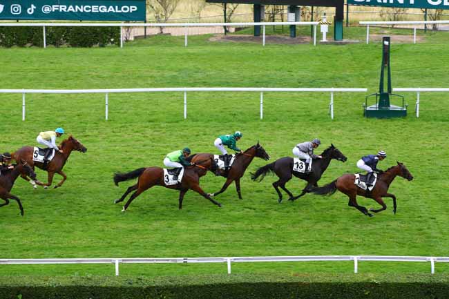 Photo d'arrivée de la course pmu PRIX D'ANDRESY à SAINT CLOUD le Lundi 19 juin 2023
