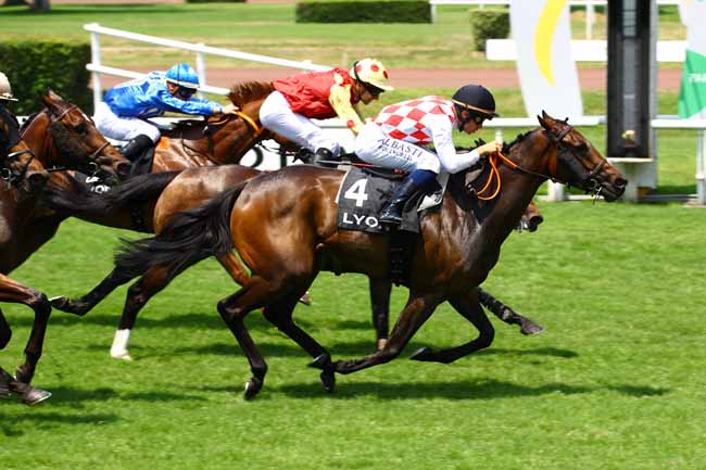 Photo d'arrivée de la course pmu PRIX ALBERT JOSSELME à LYON PARILLY le Lundi 26 juin 2023