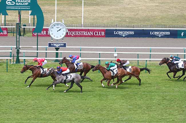 Photo d'arrivée de la course pmu PRIX DU MONT PAGNOTTE à CHANTILLY le Mercredi 28 juin 2023
