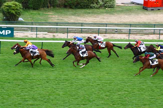 Photo d'arrivée de la course pmu PRIX PEAU DE CHAGRIN à LONGCHAMP le Jeudi 29 juin 2023