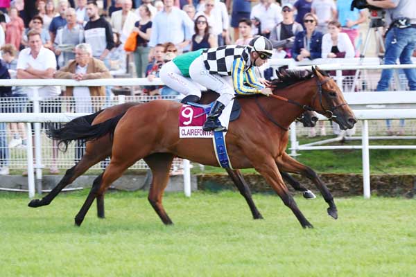 Photo d'arrivée de la course pmu PRIX FESTIVAL MANGA - PARTELIOS (PRIX DE LA CLAIRE) à CLAIREFONTAINE le Samedi 15 juillet 2023
