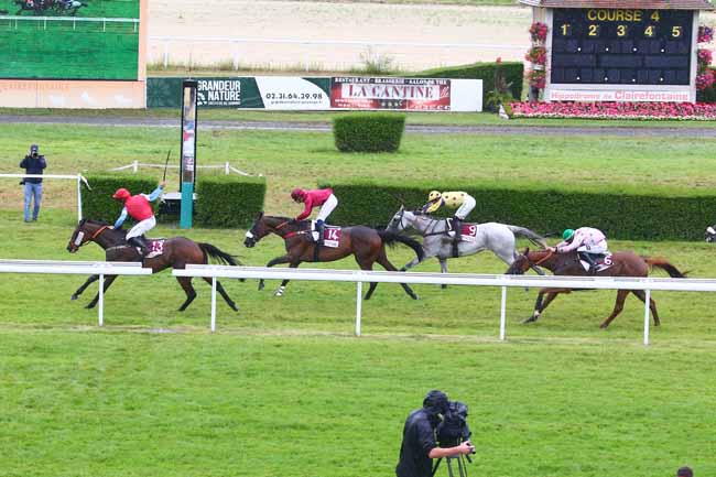 Photo d'arrivée de la course pmu PRIX PMU 