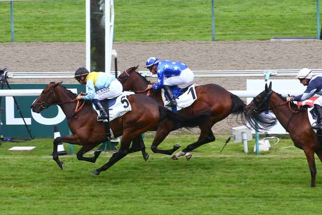 Photo d'arrivée de la course pmu PRIX DES MARETTES à DEAUVILLE le Dimanche 30 juillet 2023