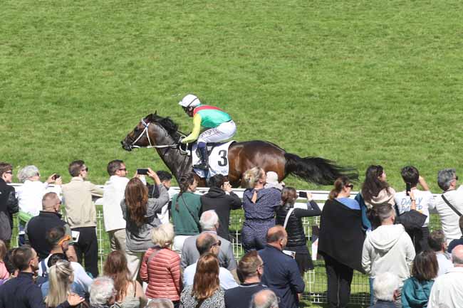 Photo d'arrivée de la course pmu PRIX MOONLIGHT CLOUD - PRIX JOCKEYS FOREVER FOUNDATION CHILI à DEAUVILLE le Dimanche 6 août 2023