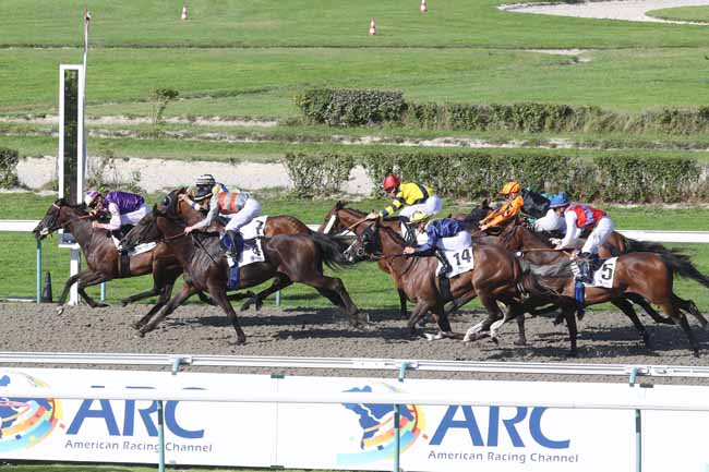 Photo d'arrivée de la course pmu PRIX HIPODROMO DE MARONAS à DEAUVILLE le Dimanche 6 août 2023