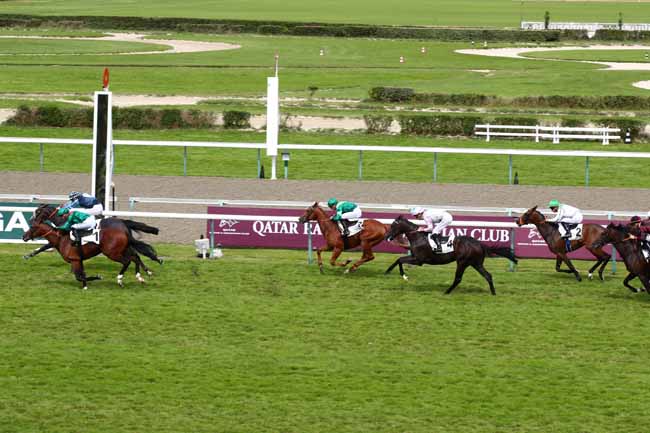 Photo d'arrivée de la course pmu PRIX DE TOUR-EN-BESSIN à DEAUVILLE le Mardi 8 août 2023