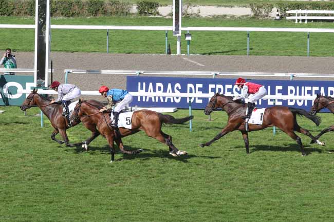 Photo d'arrivée de la course pmu PRIX GONTAUT-BIRON HONG KONG JOCKEY CLUB à DEAUVILLE le Dimanche 13 août 2023