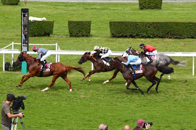 Photo d'arrivée de la course pmu PRIX FOR MY BIO TATTOO (PRIX DES PAQUERETTES) à CLAIREFONTAINE le Lundi 14 août 2023