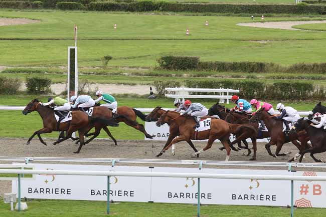 Photo d'arrivée de la course pmu PRIX RESORT BARRIERE DEAUVILLE-TROUVILLE à DEAUVILLE le Dimanche 27 août 2023