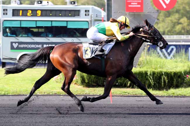 Photo d'arrivée de la course pmu PRIX CONCORDIA à PARIS-VINCENNES le Vendredi 8 septembre 2023