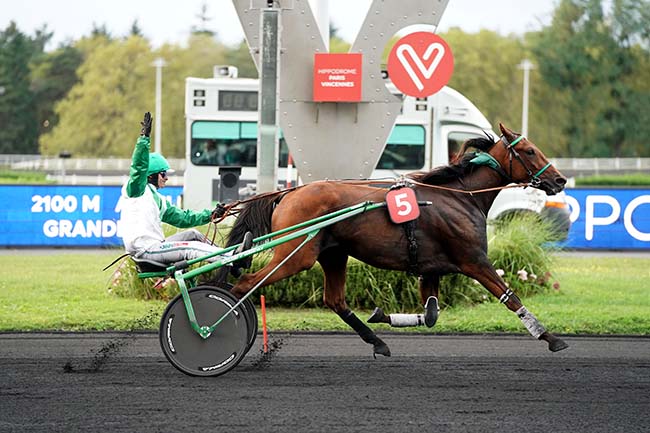 Photo d'arrivée de la course pmu PRIX DE BEAUCAIRE à PARIS-VINCENNES le Mardi 19 septembre 2023