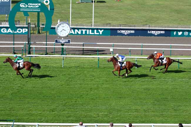 Photo d'arrivée de la course pmu PRIX DE LA MARE AUX OISEAUX à CHANTILLY le Jeudi 28 septembre 2023