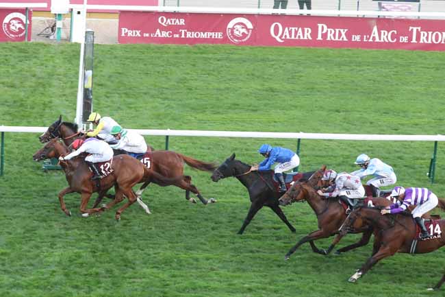 Photo d'arrivée de la course pmu QATAR PRIX DE LA PLACE DE LA CONCORDE à LONGCHAMP le Samedi 30 septembre 2023