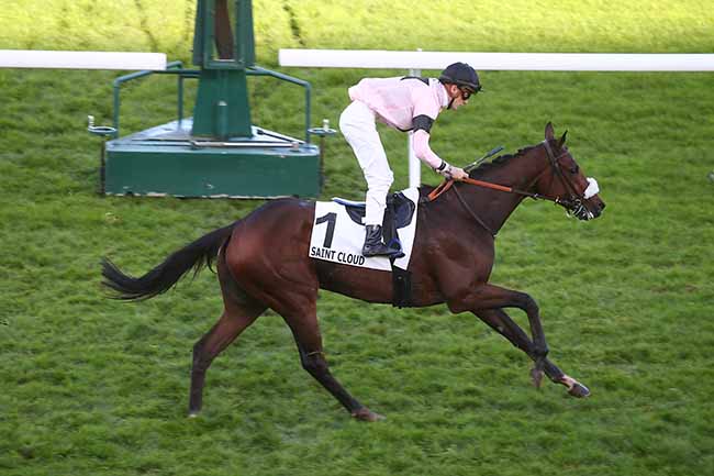 Photo d'arrivée de la course pmu PRIX DE BAZEMONT à SAINT CLOUD le Vendredi 17 novembre 2023