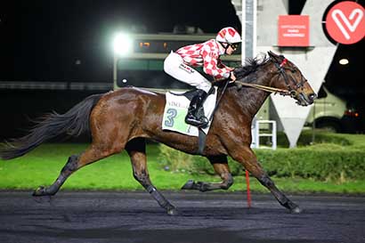 Photo d'arrivée de la course pmu PRIX PHILAGORIA à PARIS-VINCENNES le Mardi 28 novembre 2023