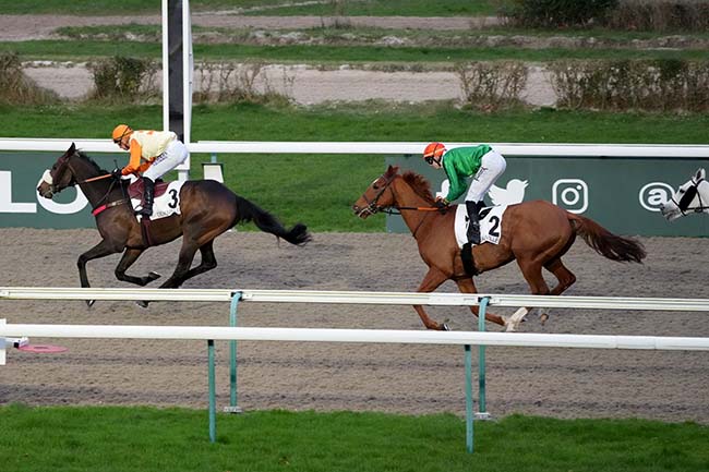 Photo d'arrivée de la course pmu PRIX DES FALAISES à DEAUVILLE le Vendredi 12 janvier 2024
