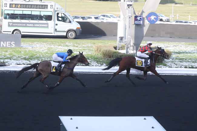 Photo d'arrivée de la course pmu PRIX DE PARDIEU à PARIS-VINCENNES le Samedi 20 janvier 2024