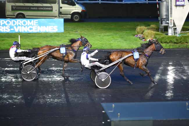 Photo d'arrivée de la course pmu PRIX DE VILLEREAL à PARIS-VINCENNES le Jeudi 8 février 2024