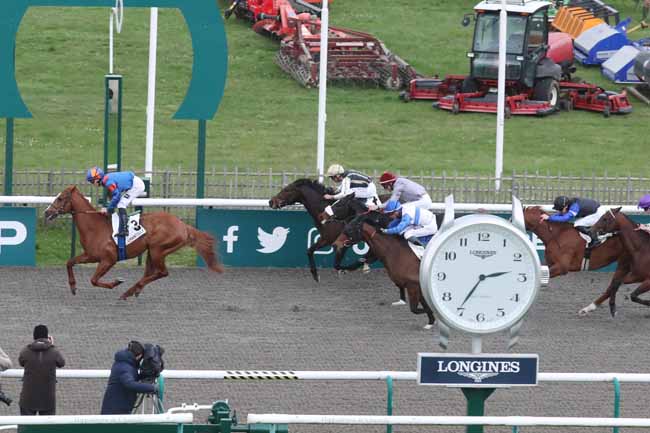 Photo d'arrivée de la course pmu PRIX DE LA BROUTILLERIE à CHANTILLY le Mardi 5 mars 2024