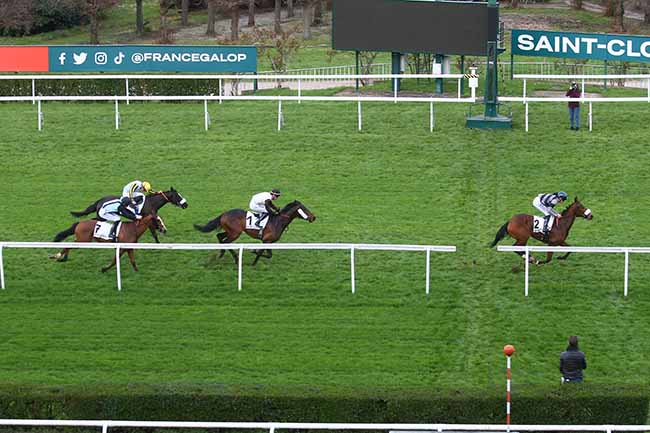 Photo d'arrivée de la course pmu PRIX DE ROYE à SAINT CLOUD le Samedi 16 mars 2024