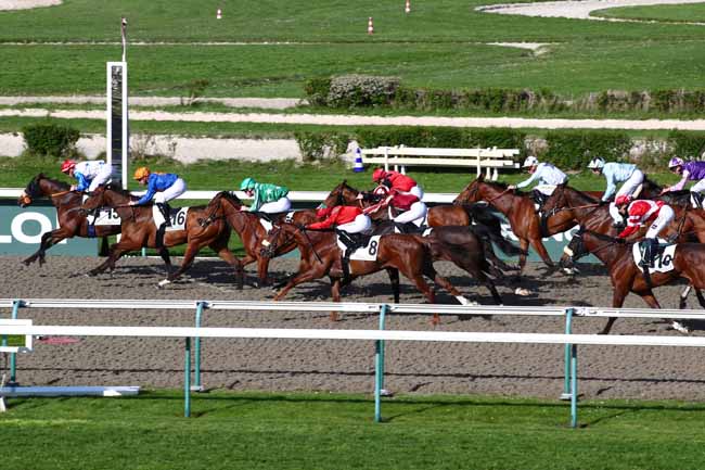 Photo d'arrivée de la course pmu PRIX DE L'OPERATION ALBANY à DEAUVILLE le Mardi 9 avril 2024