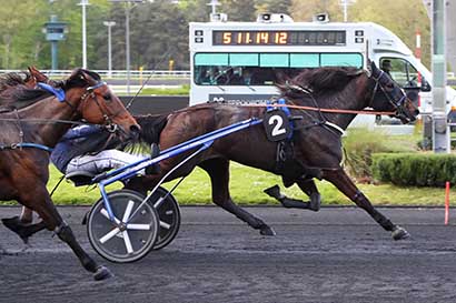 Photo d'arrivée de la course pmu PRIX ATHOR à PARIS-VINCENNES le Mardi 16 avril 2024
