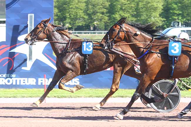 Photo d'arrivée de la course pmu PRIX GEORGES DREUX à CAEN le Samedi 11 mai 2024