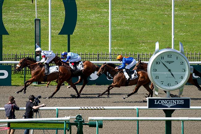 Photo d'arrivée de la course pmu PRIX DE BARBERY à CHANTILLY le Samedi 11 mai 2024