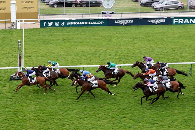 Photo d'arrivée de la course pmu PRIX DU PASSAGE DU PRADO à LONGCHAMP le Jeudi 20 juin 2024