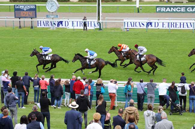 Photo d'arrivée de la course pmu PRIX DE LISIEUX à DEAUVILLE le Dimanche 7 juillet 2024