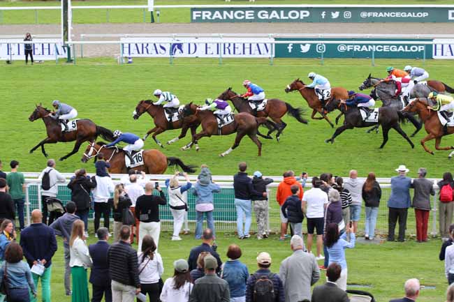 Photo d'arrivée de la course pmu PRIX DE LA PLACE MORNY à DEAUVILLE le Dimanche 7 juillet 2024