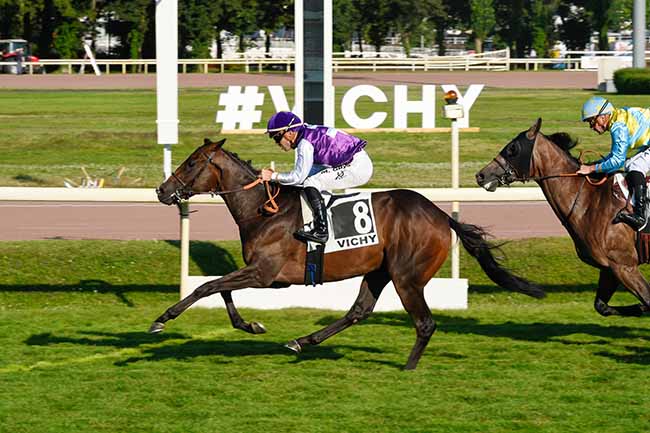 Photo d'arrivée de la course pmu PRIX SOREC à VICHY le Mercredi 17 juillet 2024