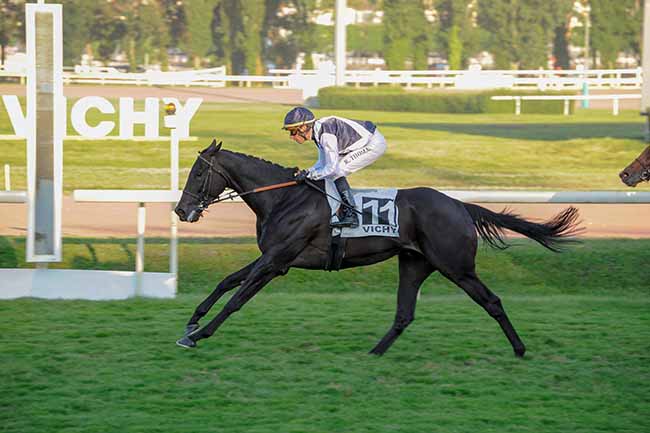 Photo d'arrivée de la course pmu PRIX VICHY COMMUNAUTE à VICHY le Jeudi 18 juillet 2024