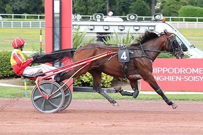 Photo d'arrivée de la course pmu PRIX DE GENEVE à ENGHIEN le Samedi 3 août 2024