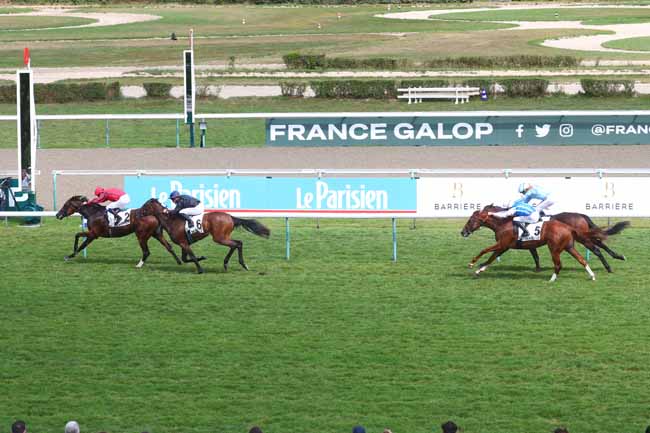 Photo d'arrivée de la course pmu CRITERIUM DU FONDS EUROPEEN DE L'ELEVAGE à DEAUVILLE le Samedi 17 août 2024