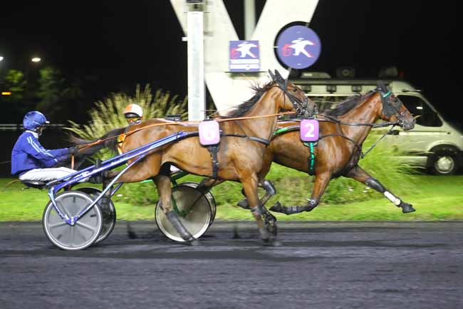 Photo d'arrivée de la course pmu PRIX CURSA à PARIS-VINCENNES le Vendredi 13 septembre 2024