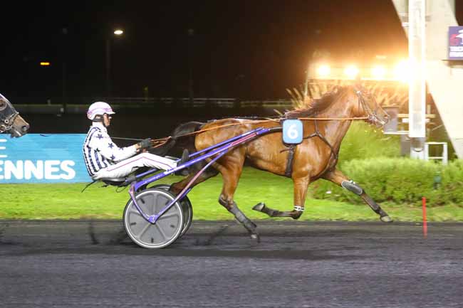 Photo d'arrivée de la course pmu PRIX GALATHEA à PARIS-VINCENNES le Vendredi 13 septembre 2024