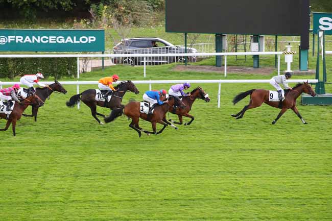 Photo d'arrivée de la course pmu PRIX DU VERT CLOS à SAINT CLOUD le Vendredi 13 septembre 2024