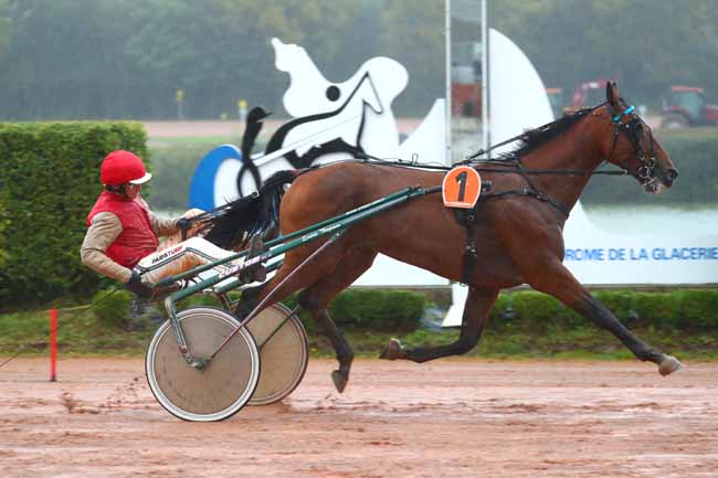 Photo d'arrivée de la course pmu PRIX SPEN VEOLIA à CHERBOURG le Mercredi 25 septembre 2024