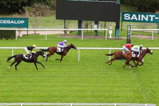 Photo d'arrivée de la course pmu PRIX DUC D'ALBUQUERQUE - HANDICAP CHALLENGE à SAINT CLOUD le Vendredi 27 septembre 2024