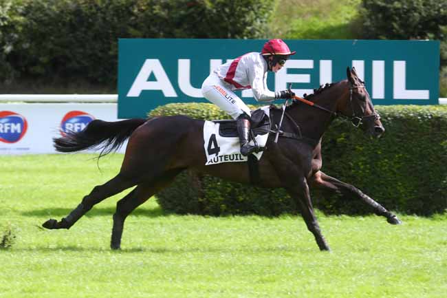 Photo d'arrivée de la course pmu PRIX SAPIN à AUTEUIL le Samedi 28 septembre 2024