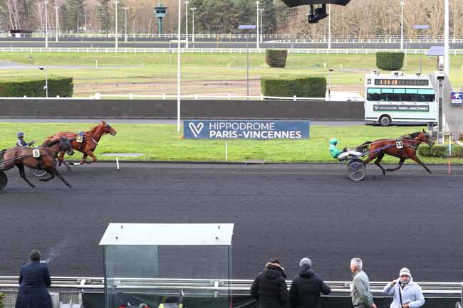 Arrivée quinté pmu PRIX DE RIBEAUVILLE à PARIS-VINCENNES