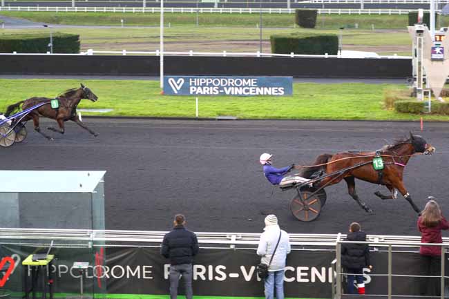 Photo d'arrivée de la course pmu PRIX DE DOUAI à PARIS-VINCENNES le Lundi 6 janvier 2025