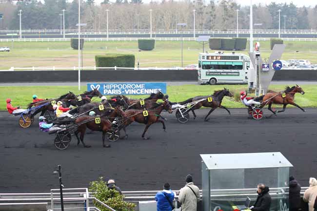 Arrivée quinté pmu PRIX DE CROIX à PARIS-VINCENNES