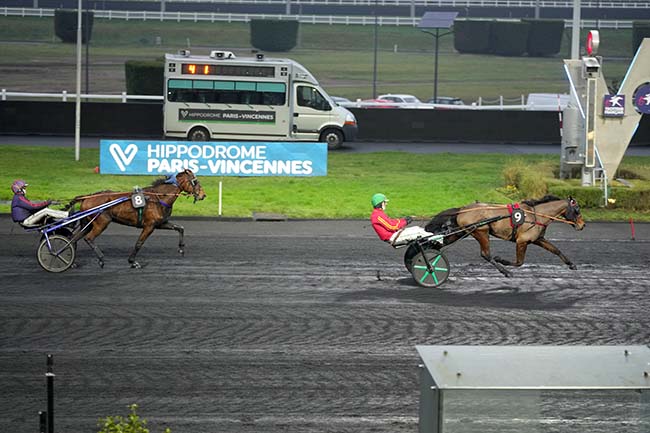 Photo d'arrivée de la course pmu PRIX DE LA BAULE à PARIS-VINCENNES le Mercredi 15 janvier 2025