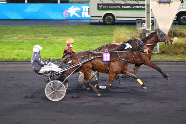 Photo d'arrivée de la course pmu PRIX JEAN ET ANDRE DE LA VAISSIERE à PARIS-VINCENNES le Jeudi 30 janvier 2025
