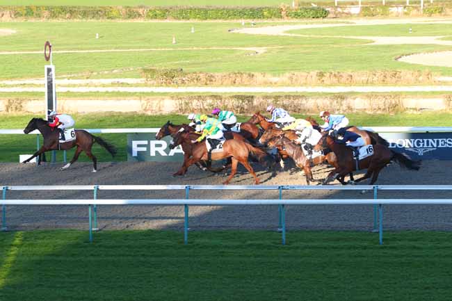 Photo d'arrivée de la course pmu PRIX DU KHAL-BURG à DEAUVILLE le Samedi 1 février 2025