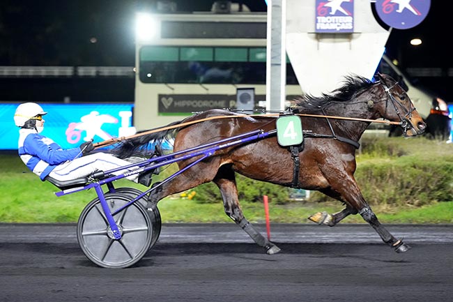 Photo d'arrivée de la course pmu PRIX DE FIGEAC à PARIS-VINCENNES le Samedi 1 février 2025