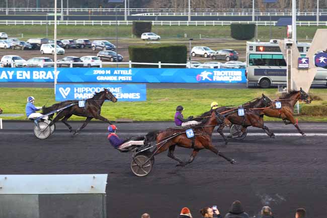 Photo d'arrivée de la course pmu PRIX DE GOURNAY-EN-BRAY à PARIS-VINCENNES le Dimanche 2 février 2025
