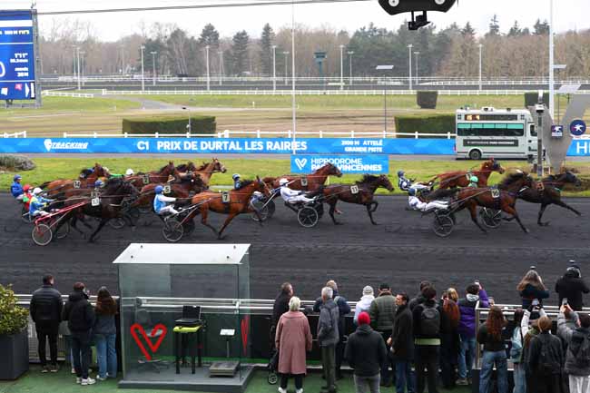 Arrivée quinté pmu PRIX DE DURTAL LES RAIRIES à PARIS-VINCENNES